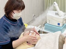 ソニックエステ ユイガハマ(Sonic Esthe Yuigahama)の雰囲気（温かいスチームをあてながら、お肌を優しく丁寧にケアします）