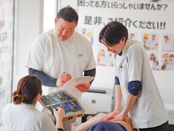秋田桜トータルケアセンターの写真/国家資格を有した身体の専門家が対応◎丁寧なカウンセリングを行い、自分ではわからない症状を根本改善！