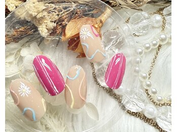 ジュアール(JuAR)/小花柄ネイル