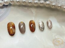 ラスターネイル(Luster nail)/べっ甲ニュアンスネイル