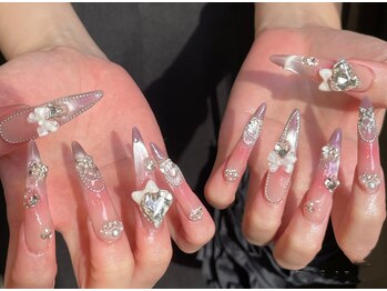 ヴィーナスネイル(Venus Nail)/長さ出しmax無制限持ち込み