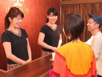 リラリラ 銀座店/受付では丁寧なカウンセリング