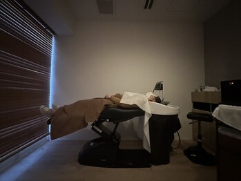 コカゲ 西五反田店(KOKAGE)/ 施術の流れ 頭浸浴