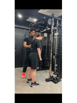 ザ パーソナルジム 横浜店(THE PERSONAL GYM)の写真/【★7:00～23:00まで営業★】初めての方も通いやすい!仕事前も仕事終わりも通えるのが魅力♪手ぶらでもOK◎