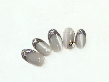 ネイルズ ヴォロンティエ(Nail's Volontiers)/キラキラフレンチ!