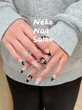 ネコ(Neko)/フレンチネイル　黒ネイル