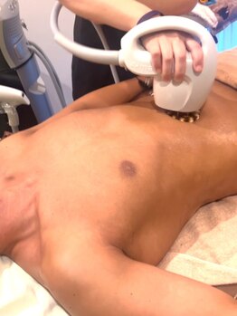 エステティック パール 名駅店の写真/流行りに左右されない"本物"のマシンのみ◆サーモシェイプDeep+ハイパーナイフ+小顔フェイシャルエステ