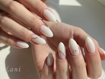 ラニ エカヒ 横浜店(Lani`ekahi)の写真/くすみカラーや深みのあるニュアンスカラーが人気★シンプルなワンカラーにパーツを乗せるのもオススメ♪