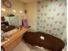 ゆったりとした個室の空間で美を磨く癒しの時間を