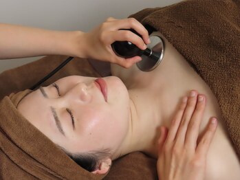 ジネコラボ 新橋汐留店(Gyneco-labo)/贅沢な小顔メニューも!