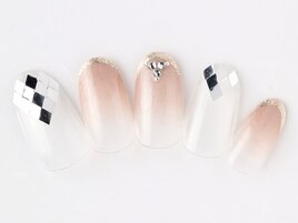 ダイヤホロネイル　￥9031