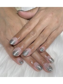 フィー(fee)/ラメグラデーション