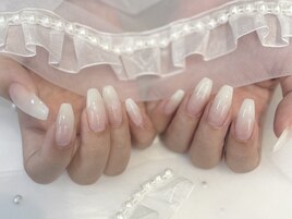 ホワイトグラデーション