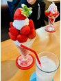 トラット エステアンドアイズ(tratto)&nbsp;毎年行く苺パフェ。5分で完食。夏秋のマスカットも美味しいよ！
