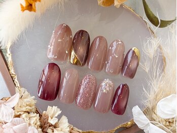 クロエ ネイルアンドアイラッシュ(Cloe)の写真/豊富なサンプルをご用意◎色かえ◎【定額デザイン(上)￥7000/定額シンプル(下)￥5800】綺麗め～ニュアンス