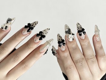 ヴィーナスネイル(Venus Nail)/長さ出し無制限持ち込み
