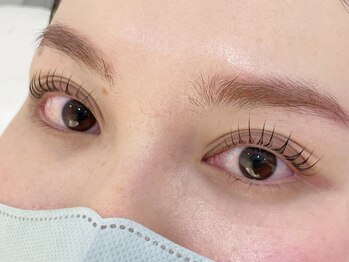 ネオリーブ ウリ(Neolive uri)/パリジェンヌラッシュリフト