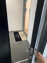 青梅やわらか整体/３階エレベーターホール前の扉２