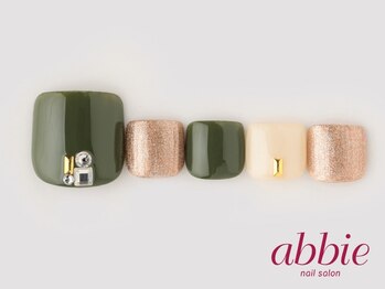 ネイルサロンアビー 北千住店(abbie)/秋色カーキビジュー　￥10582