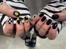 ザラボアングゥ(The Labo ungu)/ニコちゃんネイル