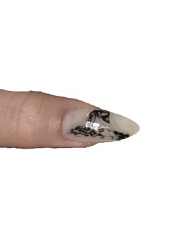 ノエムブロウ(Noeme brow)/tattoo nails