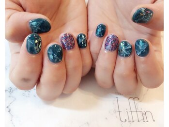 ネイルサロン ティフィン(tiffin)/ニュアンスネイル