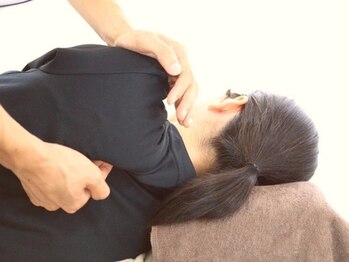 ほぐしや 三条店/肩甲骨はがし