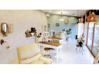 ジル 原店(JilL)/大型駐車場・キッズルーム完備