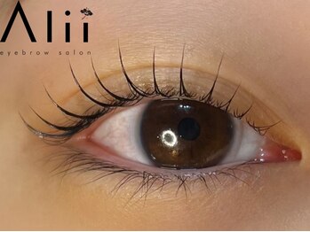 アリイ(Alii)の写真/大人気《まつげパーマ》まつエクをお休みする方に◎常に上向きまつげでビューラーいらず!!メイク時間短縮★