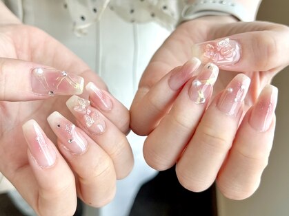 ネイル エミュスト(Nail Emuest)の写真