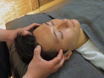 サロン バイ パピヨン エ ナチュール 恵比寿店(Salon by Papillons et nature)/じんわりとほぐす熟練ハンド技術