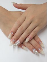 ネイルサロンミキ 横浜(MIKI)/ストーン埋め尽くしスカルプ