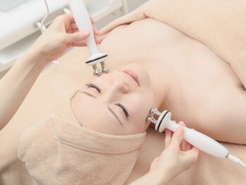 エスティ 梅田店の写真/【リフトUP&弾力のある肌に◇WAVEリフト120分¥5500】筋肉にまでアプローチする本格ケア*アフターケアも充実