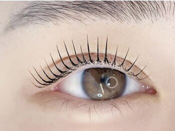グローバルアイズ(Global Eyes)の写真/《朝9時OPEN×横浜駅直結》【次世代まつげパーマ¥3800～/パリジェンヌ¥5600/ハリウッドブロウリフト¥5600】