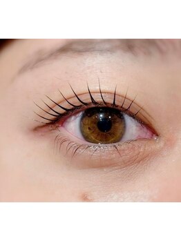 ナチュラル上品な目元にしたい