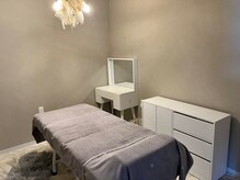 フェイシャルサロン la plusの雰囲気(シックな落ち着きのある空間で、ゆっくりお過ごしいただけます)