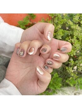 ネイルサロン エーナイン ザ ビッグ豊平店/持ち込みデザイン