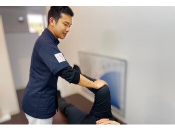 鈴木接骨院 青葉区落合院/骨盤矯正と筋トレで根本改善！