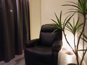 サロン バイ パピヨン エ ナチュール 恵比寿店(Salon by Papillons et nature)/癒しのリクライニング空間
