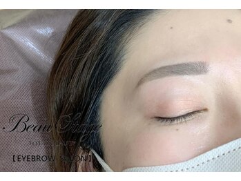 ビューステージ アイブロウサロン 高崎/平行眉