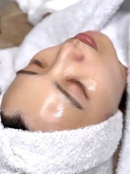 ポレ(pole)の写真/どこにいっても解決しなかった毛穴の開き/黒ずみ改善には【艶玉肌ピーリング】☆感動の体験を!