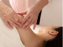 ルーチェの雰囲気（美容鍼だけでなく肩こりなど体のメンテナンスにも♪）