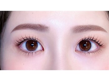 ヒルズ 恵比寿店の写真/【お顔の印象は眉毛で変わる?!】美眉アイブロウ（ワックス＋間引き＋メイク）で最短垢抜け目元が完成♪*。