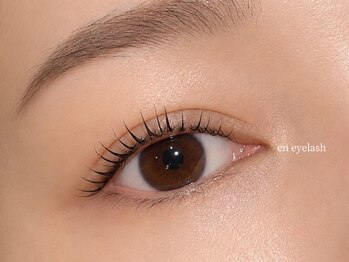 エンアイラッシュ(en eyelash)の写真/《どんなまつげ悩みもご相談ください♪》どうしていいか悩んだらまずは私にまつげを見せてください！