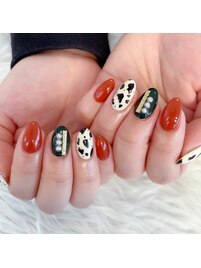 牛柄ネイル