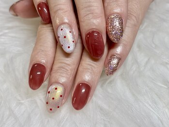 しゅくる/ドットネイルがかわちぃ