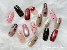 ネイルドットスタジオ 堺筋本町(NAIL DOT STUDIO)