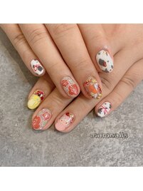 痛ネイル