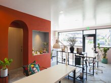 ティップ(TIP:)/サロン全景