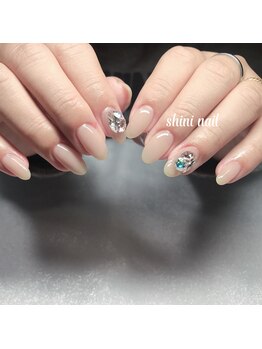 シンイサロン(shini salon)/＃クリアベージュ#ビジュー